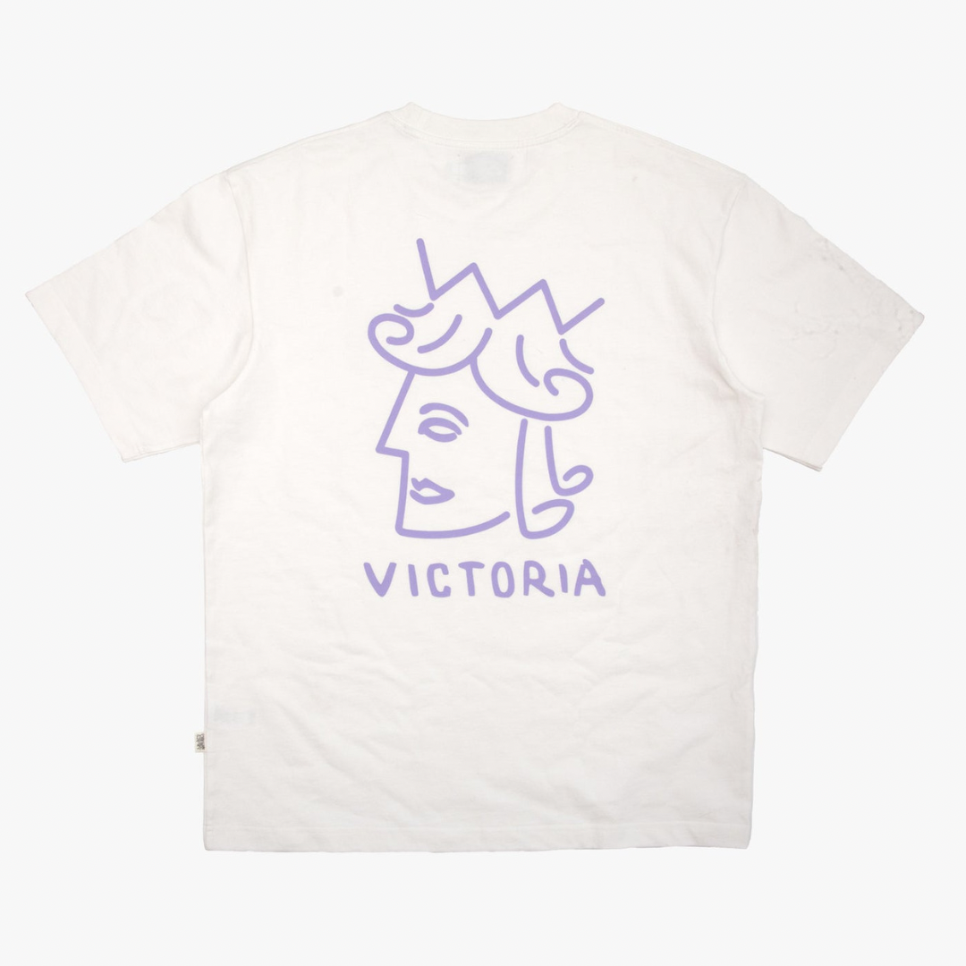 Victoria - Queenhead S/S Tee [WHITE/LAVENDER]