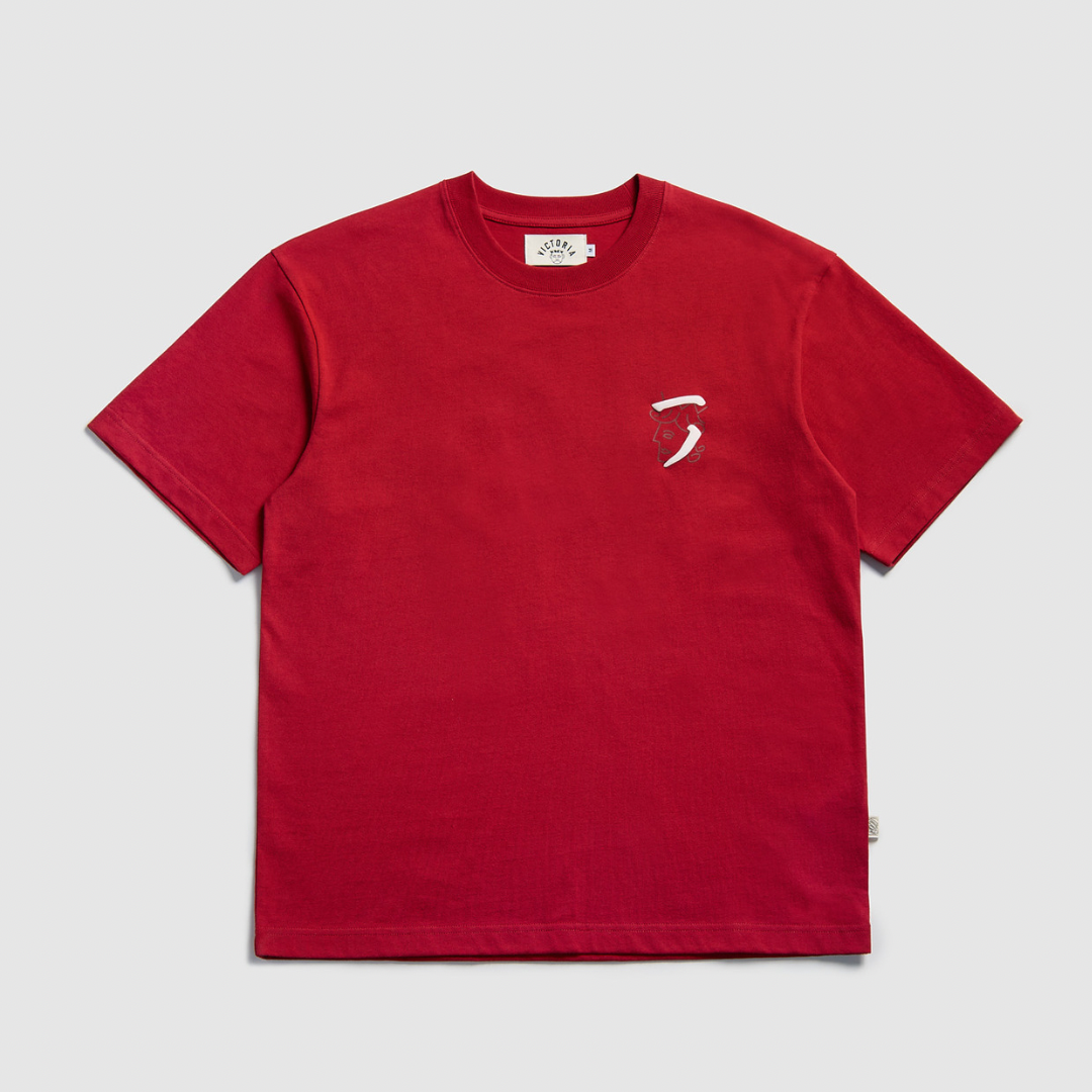 Victoria - Victoria X Yat Pit Logo S/S Tee [RED]