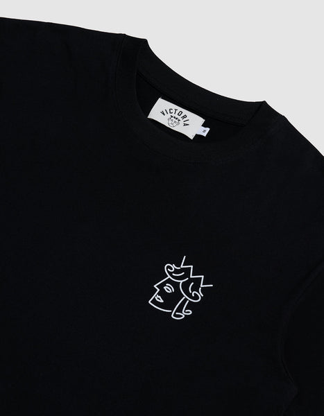 Victoria - Core Queenhead Logo S/S Tee [BLACK]