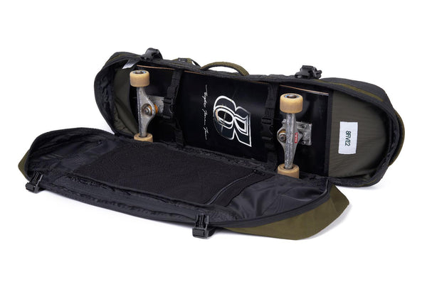 8FIVE2 Koch Skateboard Bag Olive